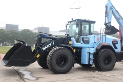 Kolesový nakladač SANY SW956E